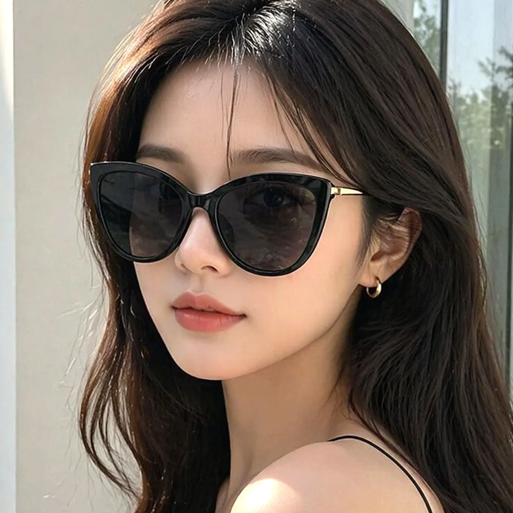 FOOI 여성 2in1 뿔테 안경 선글라스 얼굴 작아보이는 블루라이트 차단 자석 탈부착 패션안경